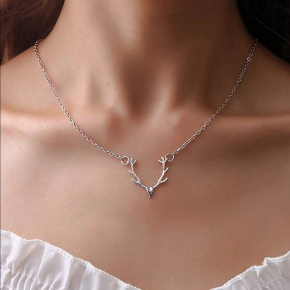 Jewelry - • Kennedy • Dainty Antler Necklace